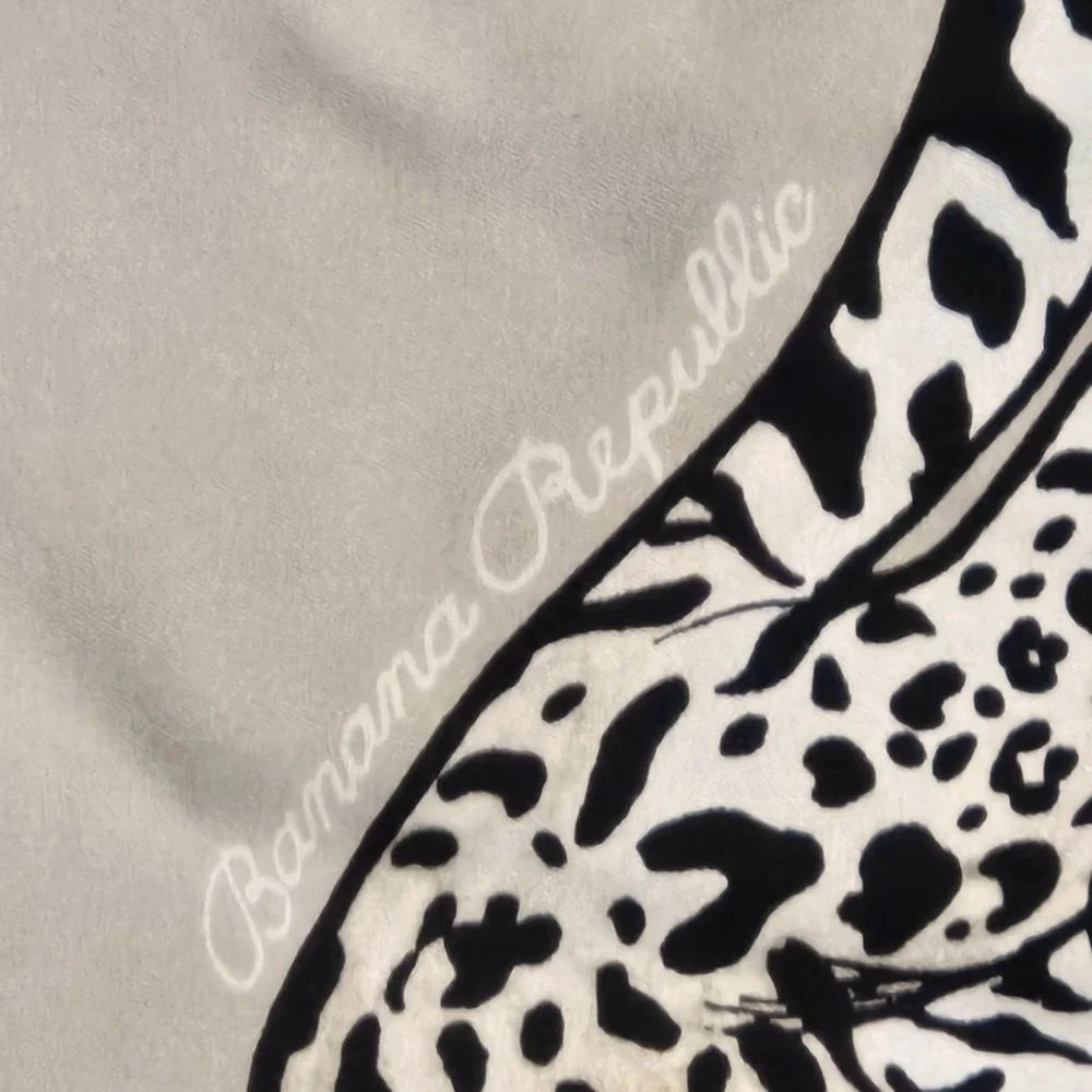 Banana Republic Large Signature Silk Leopard Print Scarf Safari 43